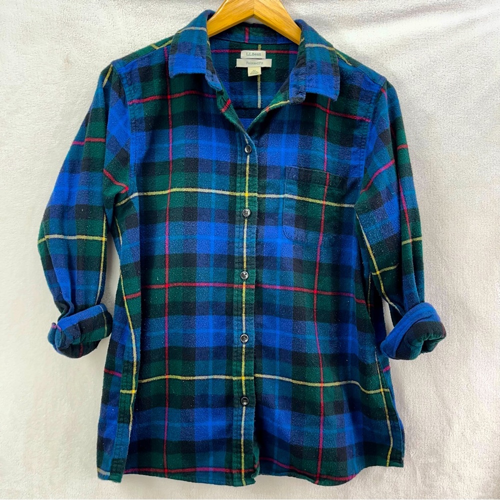 Vtg LL Bean Blue Green Red Plaid Relaxed Fit Flannel Shirt Sz Med Outdoor Boho